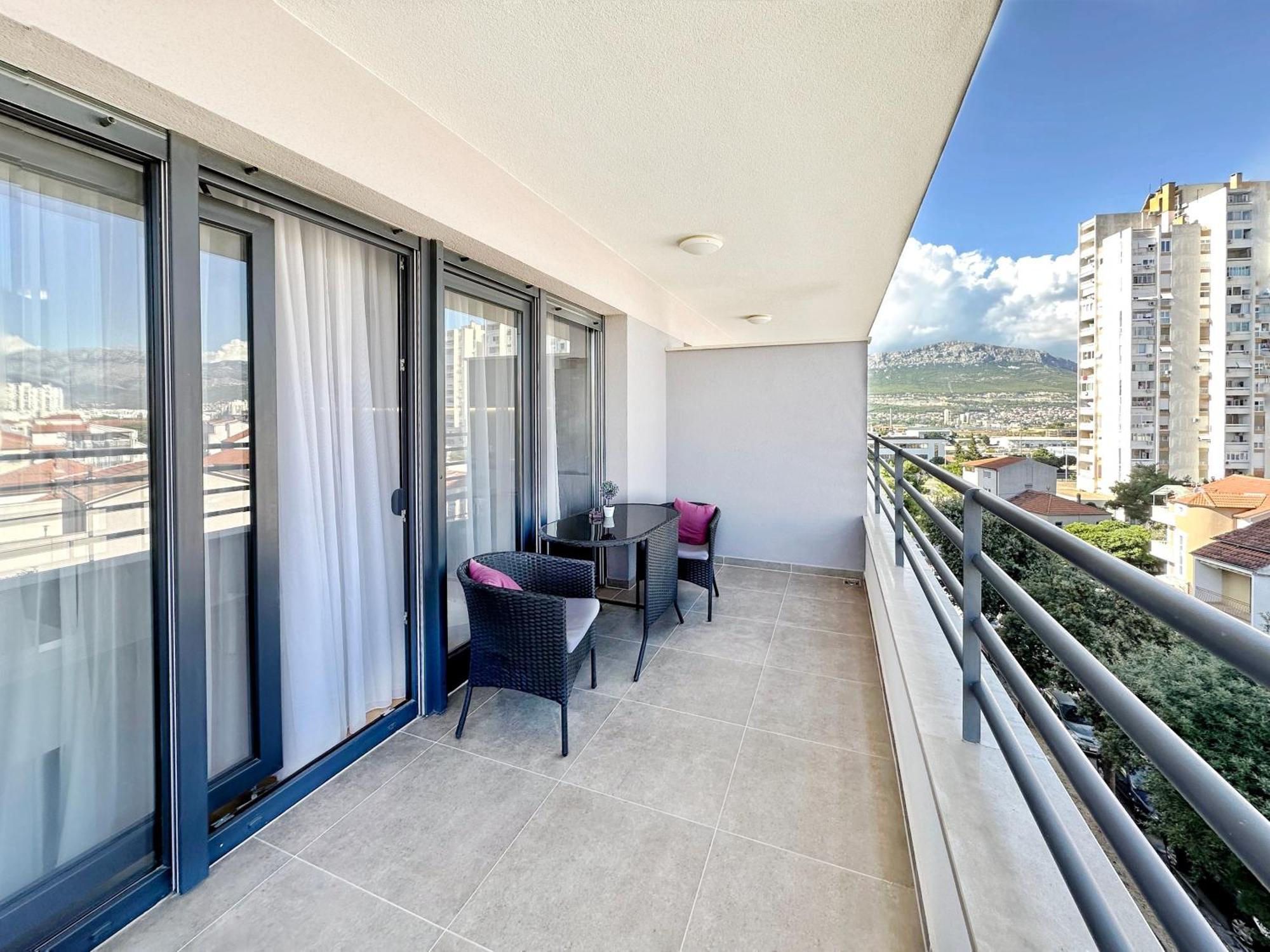 S'Akvarel 4 - Private Garage Apartment Split Ngoại thất bức ảnh