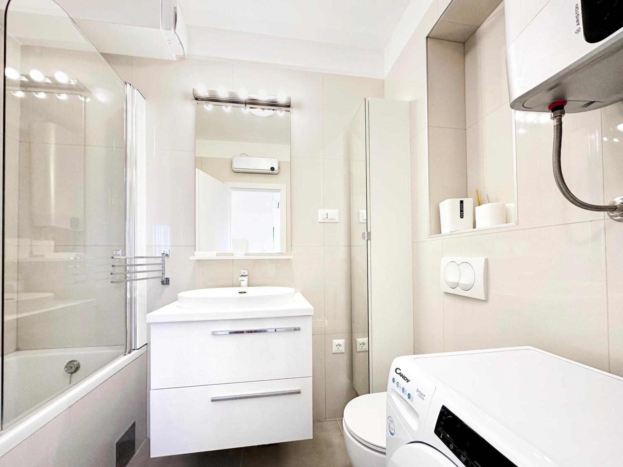 S'Akvarel 4 - Private Garage Apartment Split Ngoại thất bức ảnh