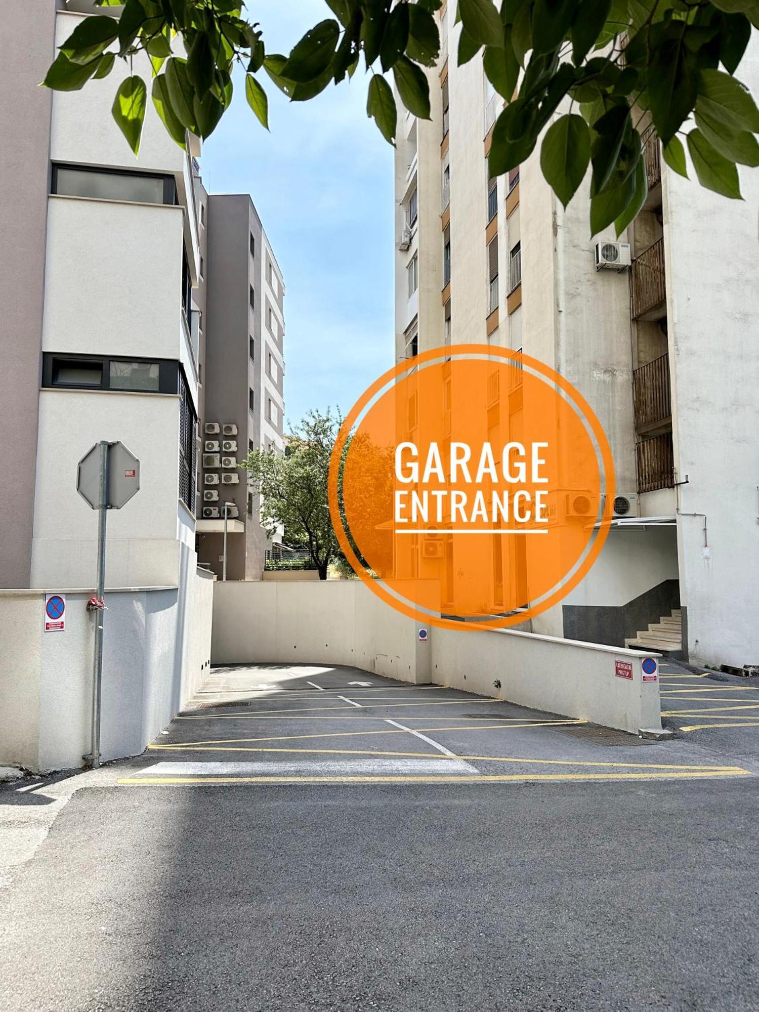 S'Akvarel 4 - Private Garage Apartment Split Ngoại thất bức ảnh